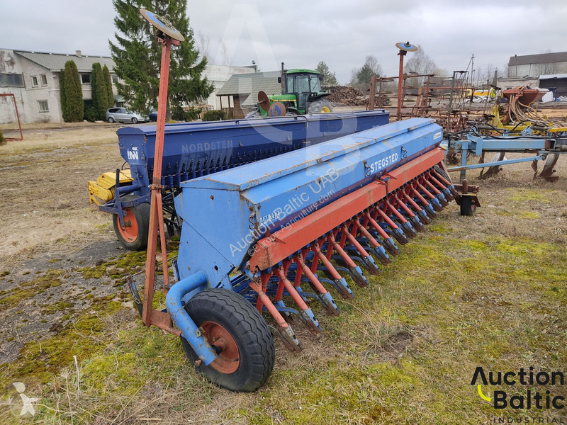 Сеялка Stegsted 4M.33R