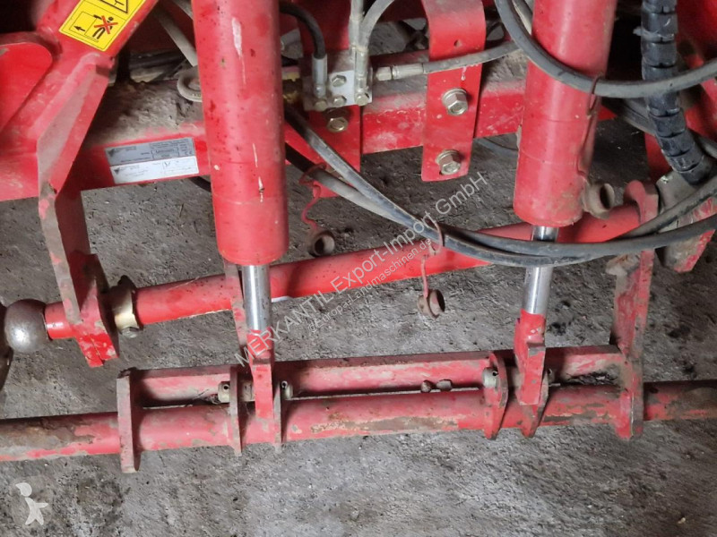 Kverneland  Unicorn 18 reihig seeder
