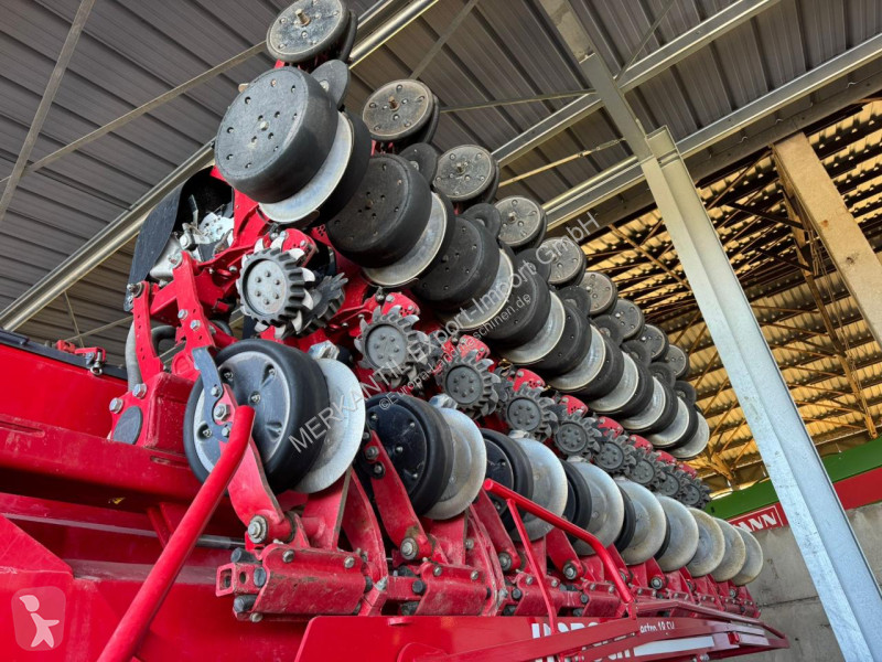 Horsch  Maestro 18SV  seeder