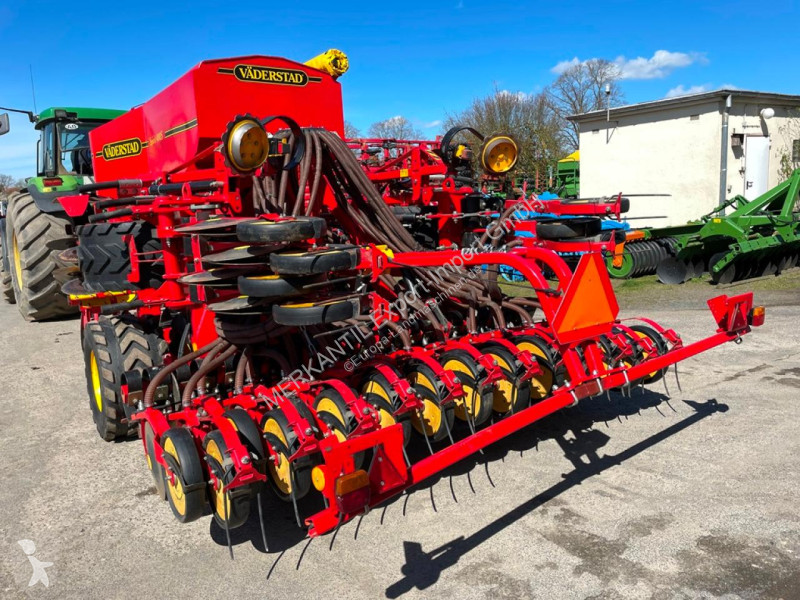 Väderstad  Spirit ST400S seeder