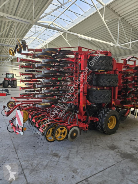 Semoir Väderstad  Spirit ST600S