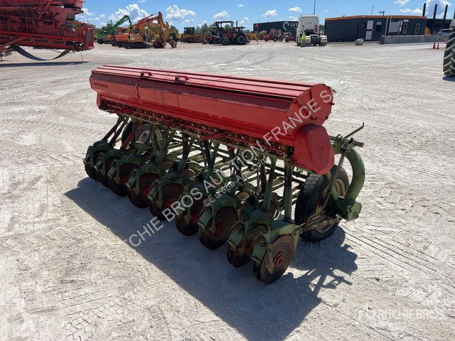 Seeder