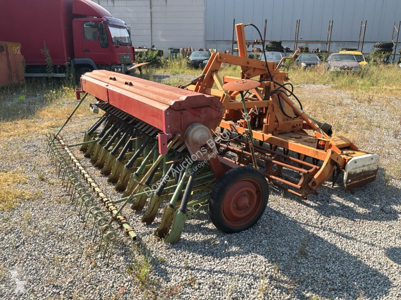Seeder