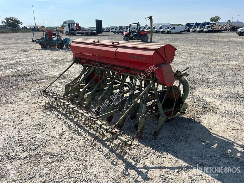 Semoir  CH250 Seeder