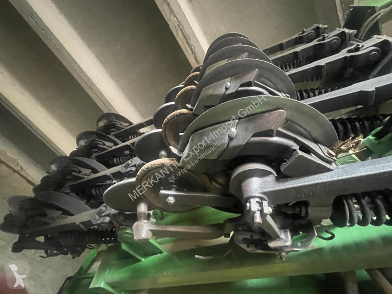 Semoir John Deere  750 A