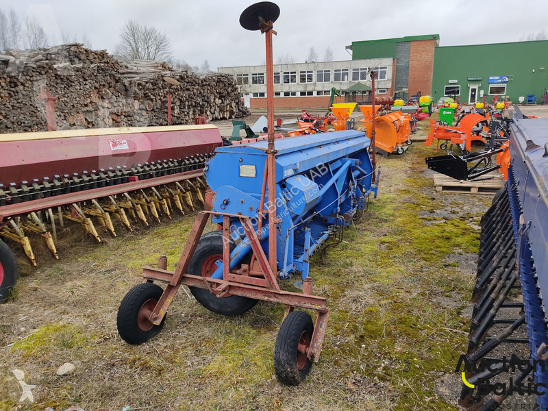 Сеялка Stegsted 4M.33R