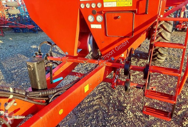 Horsch  Maestro 12.75 SW seeder