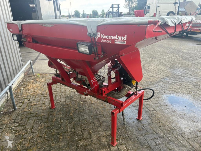 Såningsmaskin Kverneland DF 1 fronttank