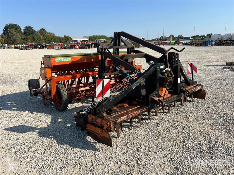 Semoir  w/ Harrow Seeder