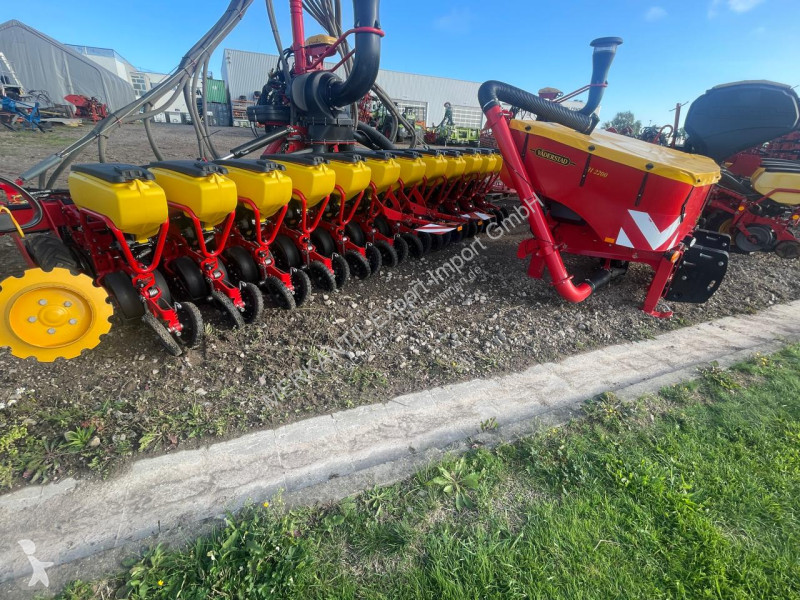 Semănătoare Väderstad  Tempo TPV 12