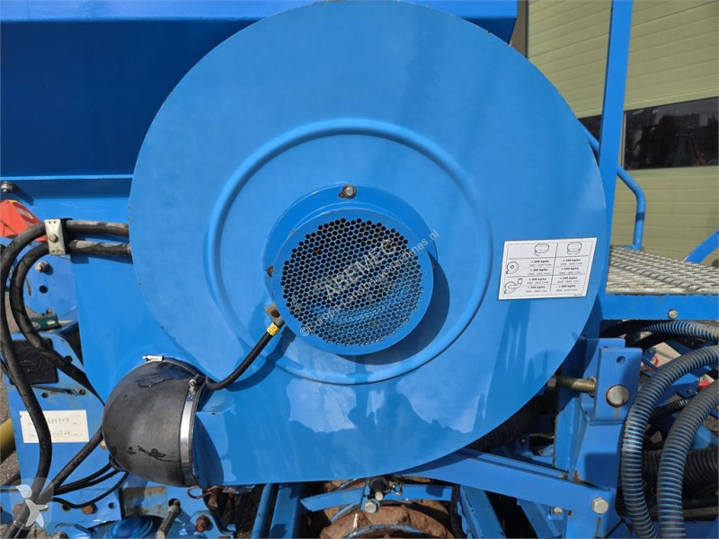 بذارة Lemken Zirkon 10/300 Solitair 8