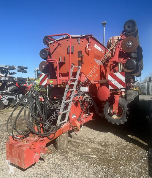 Sembradora Kverneland  DG 1200