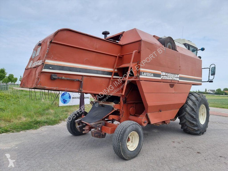 Skörd Laverda 3500 Laverda 3500 Combine 115HP...