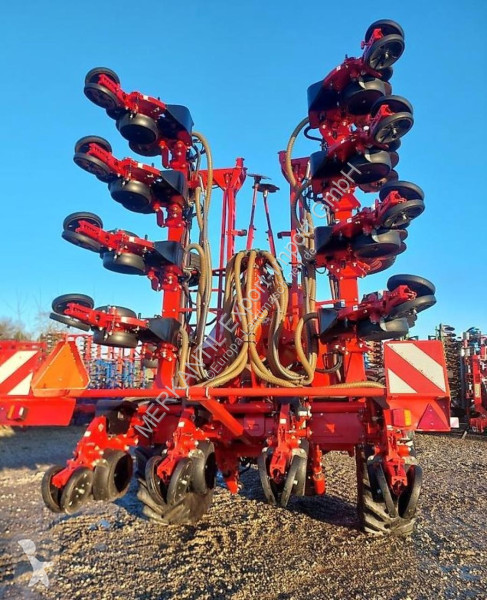 Horsch  Maestro 12.75 SW seeder