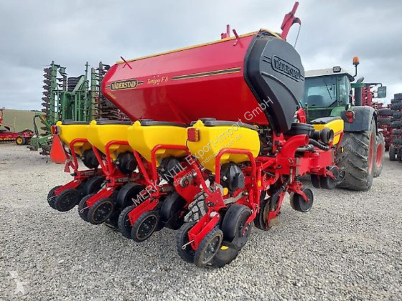 Semoir Väderstad  Tempo F8 mit E Service