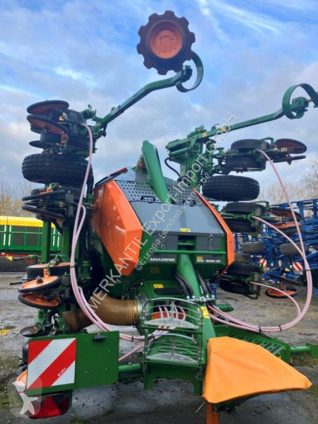 Amazone  EDX 6000-2C seeder