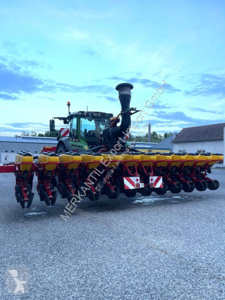 Semoir Väderstad  Tempo TPV9 12 Reihen