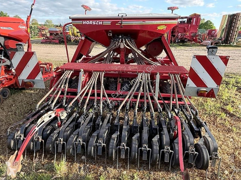 Horsch  Express 3 TD seeder