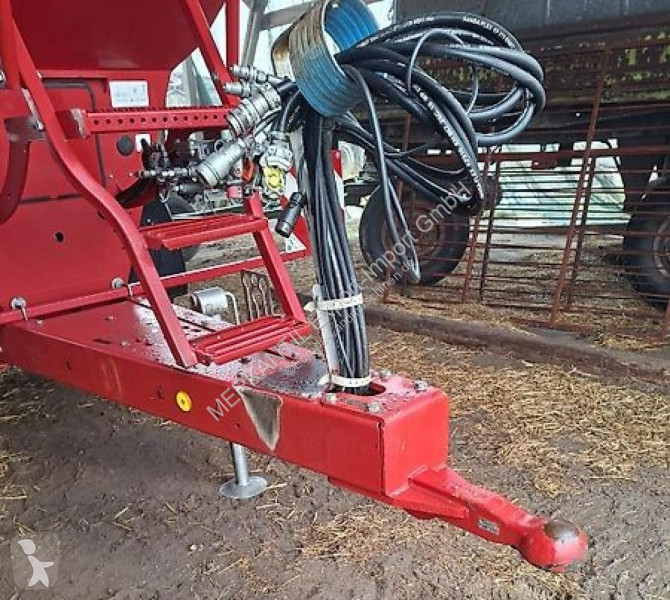Secí stroj Horsch  Maistro 8CC 12 reihig, 3970ha