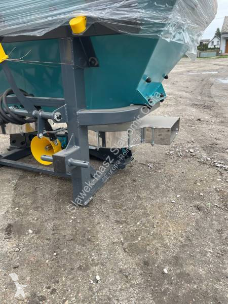 Semoir Massey Ferguson RNZ 600