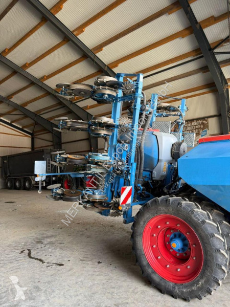 Semoir Lemken  Azurit 9 mit Solitair 12SW