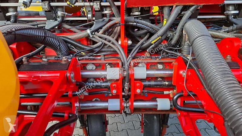 Semoir Väderstad  TEMPO F8 / TPF 8