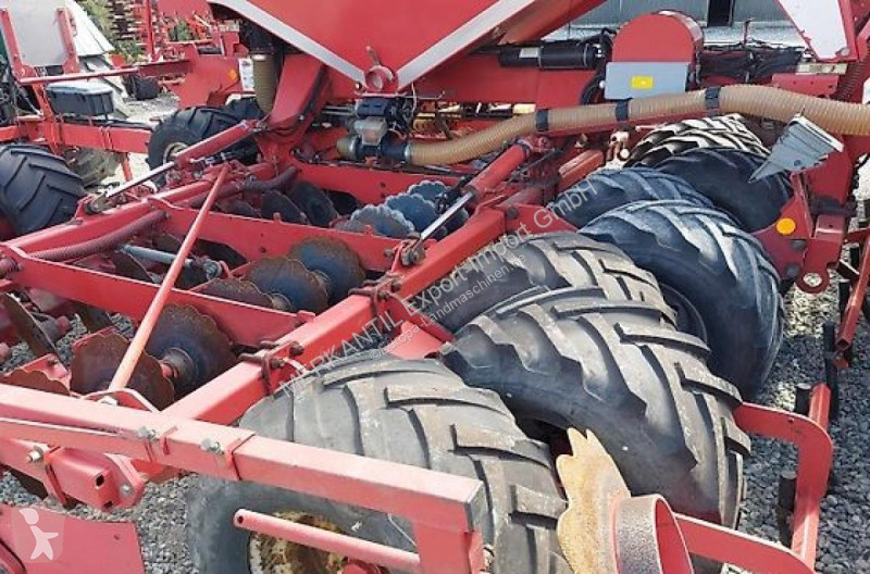 Sembradora Kverneland  U Drill 6000