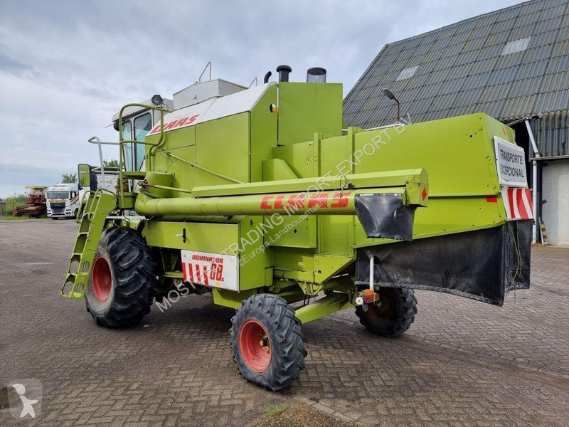 Moisson Claas Dominator 68s Claas Dominator 68S...