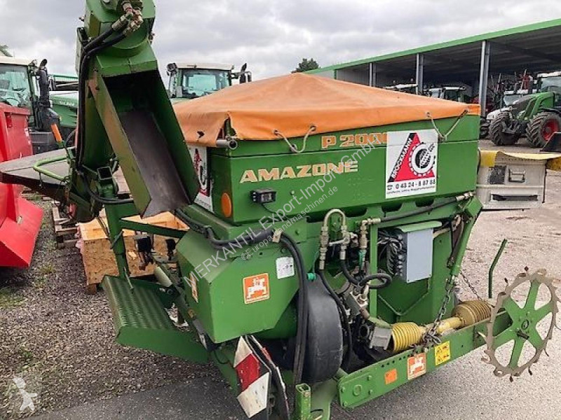 Amazone  ED902K mit Fronttank seeder