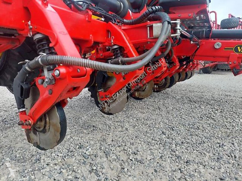 Semoir Väderstad  Tempo F8 mit E Service