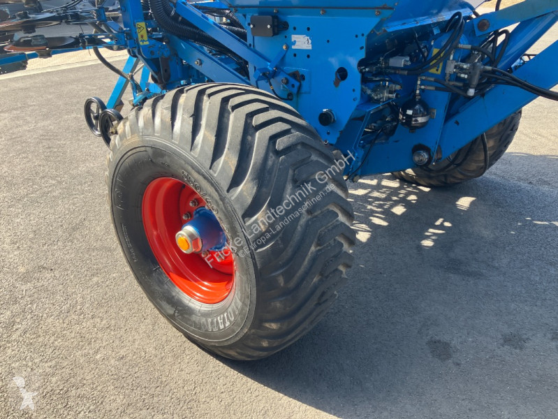 بذارة Lemken  Solitair 9 32R - 125