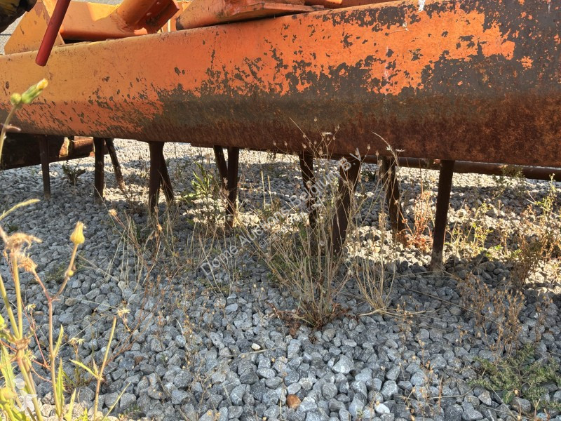 Seeder