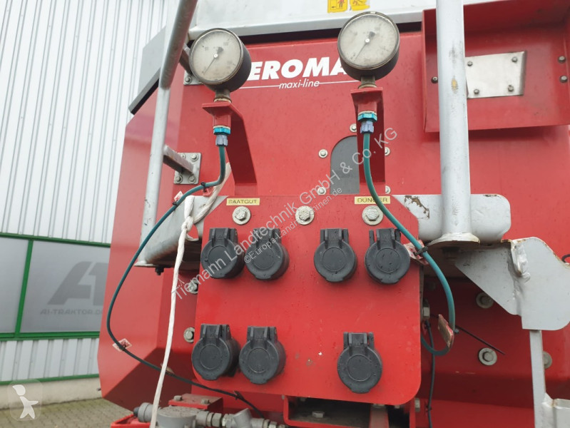 Semoir Becker  AEROMAT MAXI-LINE