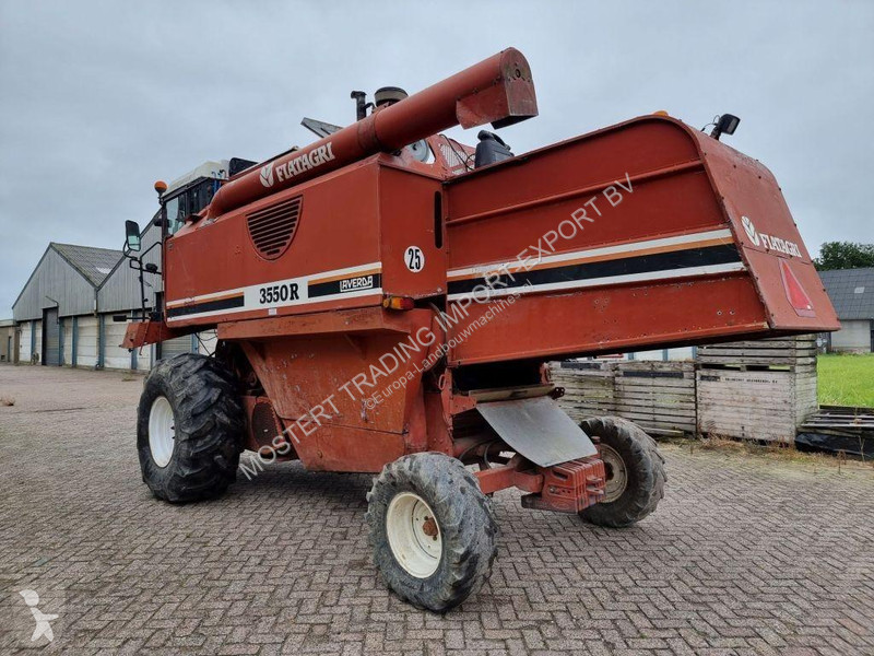 Laverda 3550 R Laverda 3550 R combine harvester...