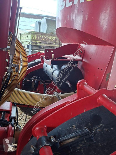 Horsch  Maistro 8CC 3990ha  seeder