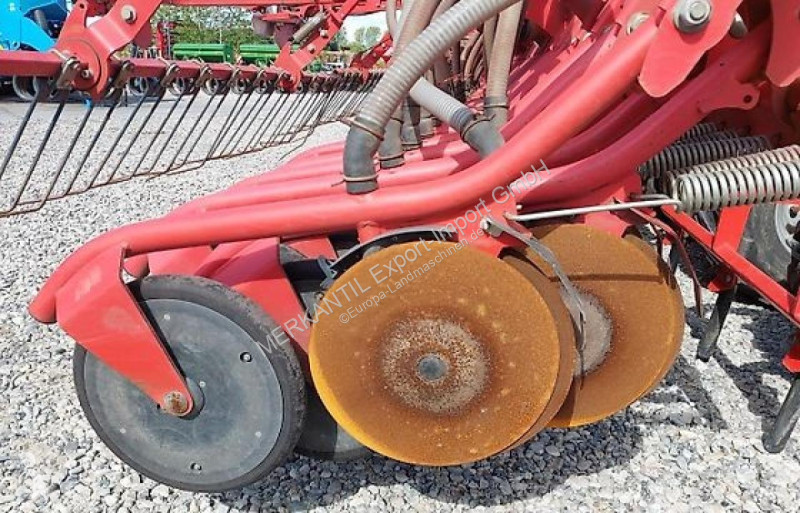 Sembradora Kverneland  U Drill 6000