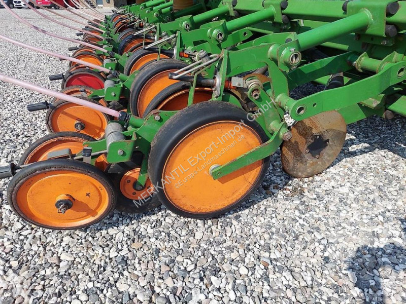 Semoir Amazone  EDX 9000 T
