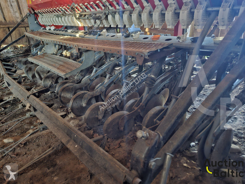 Seeder
