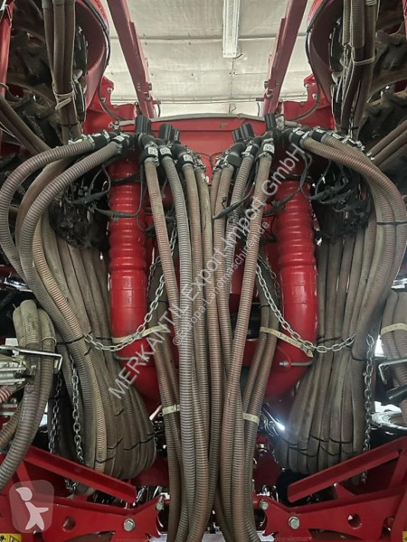 Horsch  Pronto 8 DC seeder