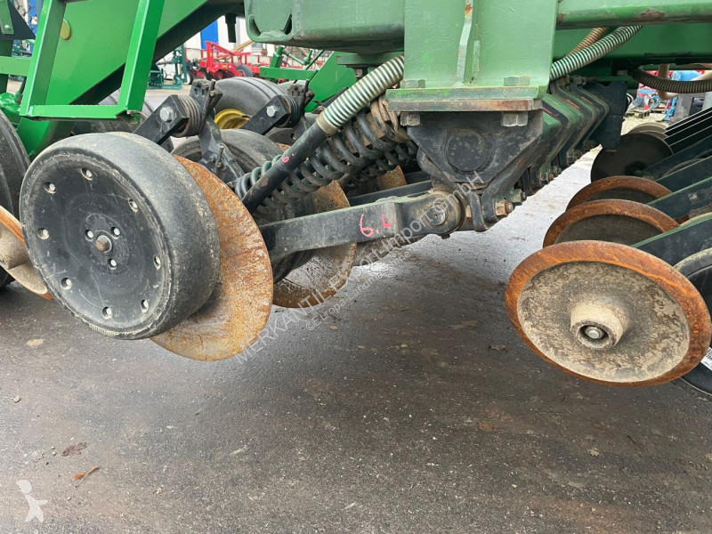 Såningsmaskin John Deere  750A 6m inkl....