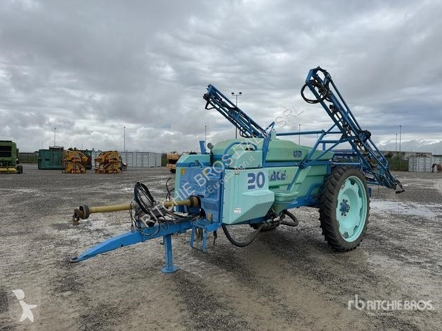 Esparcimiento Berthoud Racer 20 Fertilizer Tank