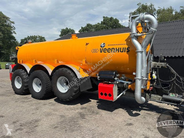Veenhuis crop dusting