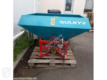 Fertiliser distributor