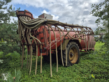 Manure spreader
