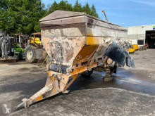 Distributeur d'engrais Panien P 10