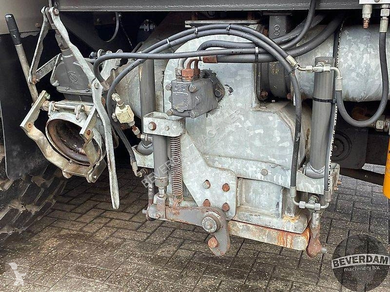 Gödselspridning  BLW 2-25