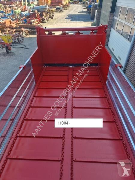 Meststrooier 8 ton - Nieuw crop dusting