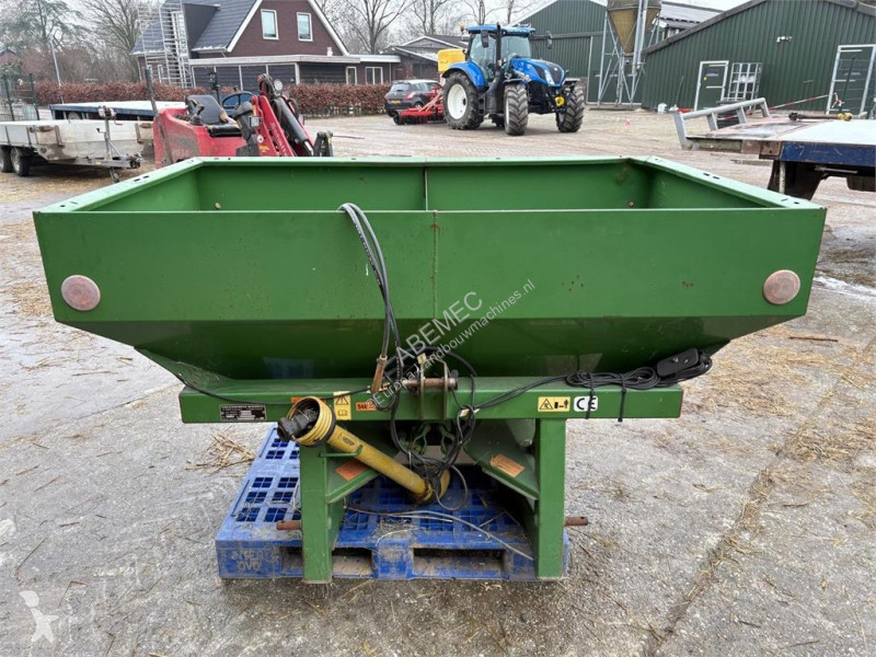 Gödselspridning Amazone ZA-X Perfect 1402