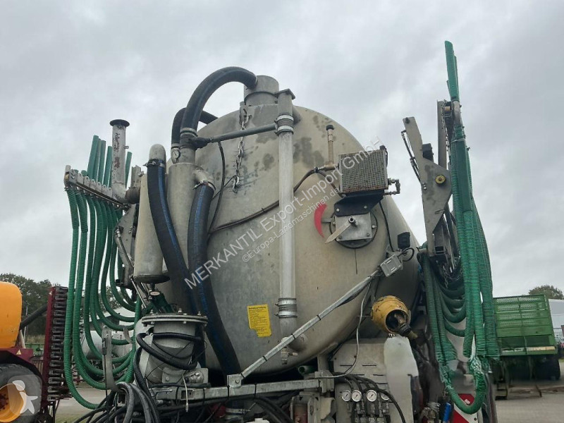 Épandage   26000 L