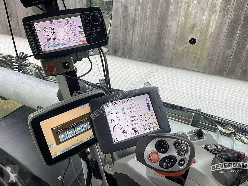 Bemesting  Garant RTLX 32000 Claas Xerion 4000